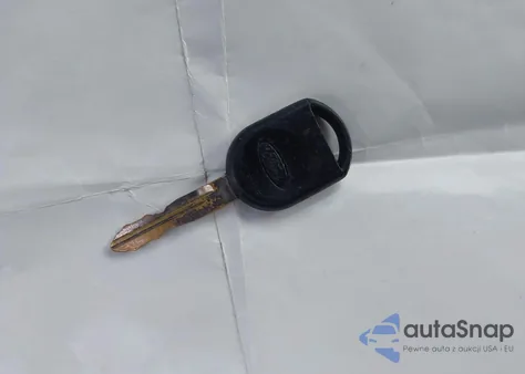 2008 Ford Escape Xlt из США, поврежденный, VIN 1FMCU93138KA02041